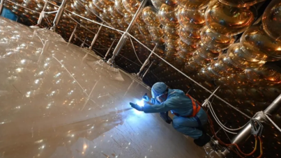 中国地下700米深实验室投入运行，开启中微子研究新纪元