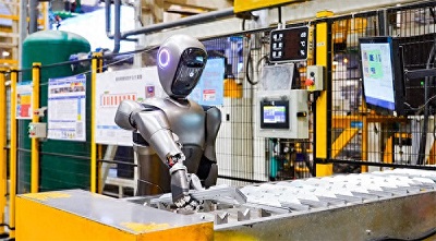 智能技术驱动产业变革 中国制造业加速转型升级