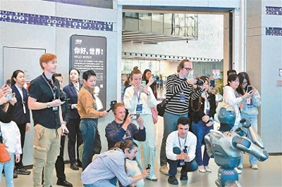 国际媒体走进深圳科创高地 感知前沿科技发展脉动